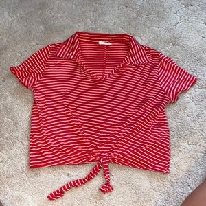70s vibes striped collared crop tie front size medium red and white